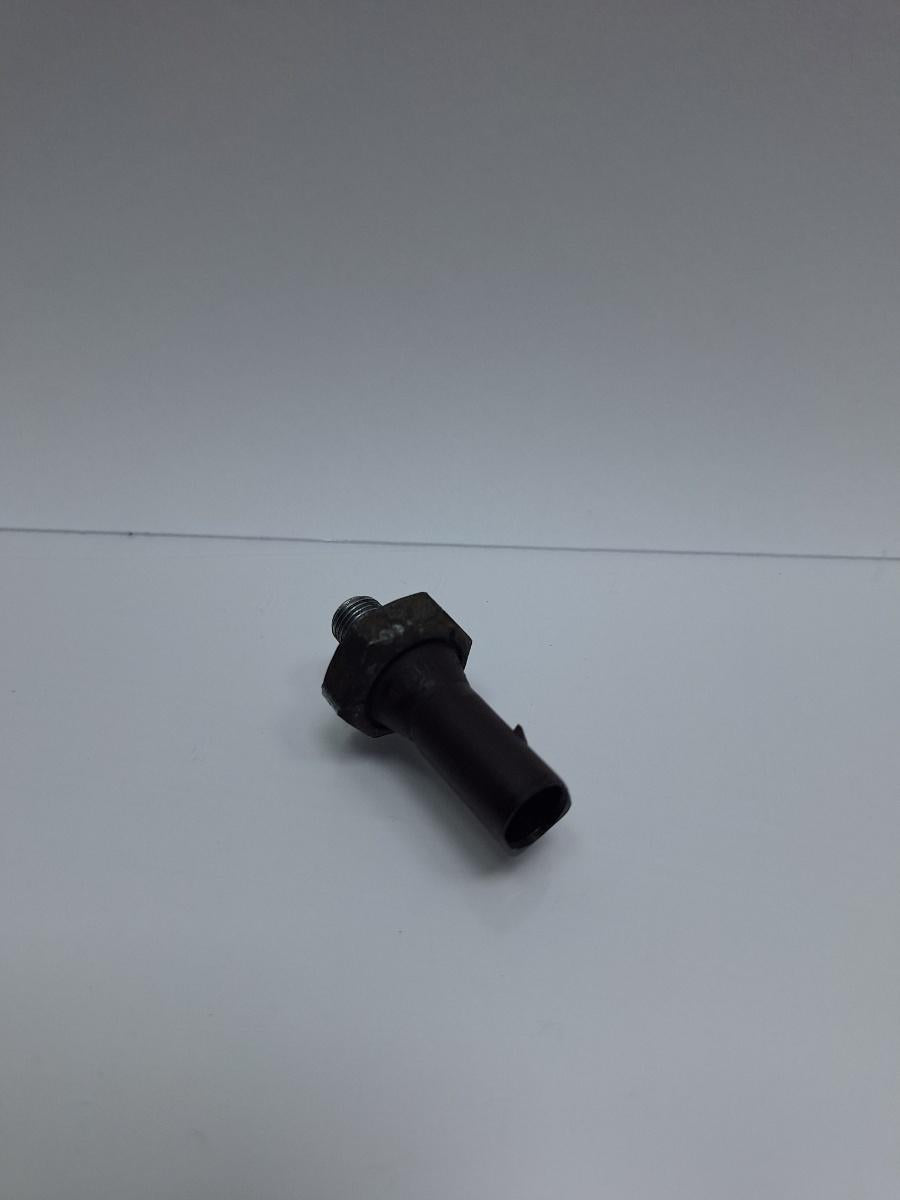 Senzor de presiune ulei VOLKSWAGEN GOLF V 1K1 2003 - 20091.9 TDI BKC, BLS, BXE 038919081K