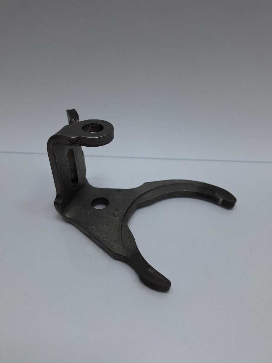 Furca de cuplare treapta 1/2 SKODA OCTAVIA 1U2 1996 - 20101.4 16V AXP, BCA 020311551F
