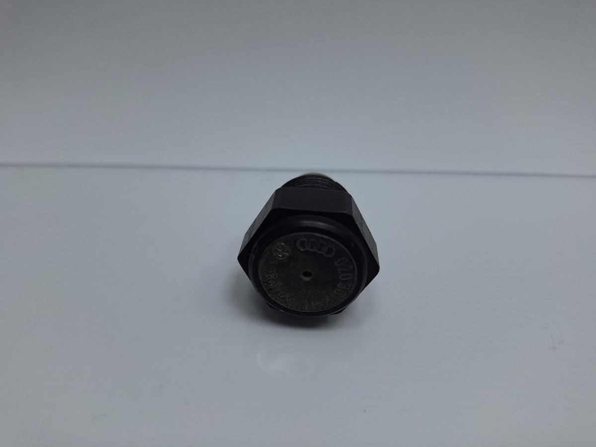 Surub de blocare SKODA OCTAVIA 1U2 1996 - 20101.4 16V AXP, BCA 020301241C