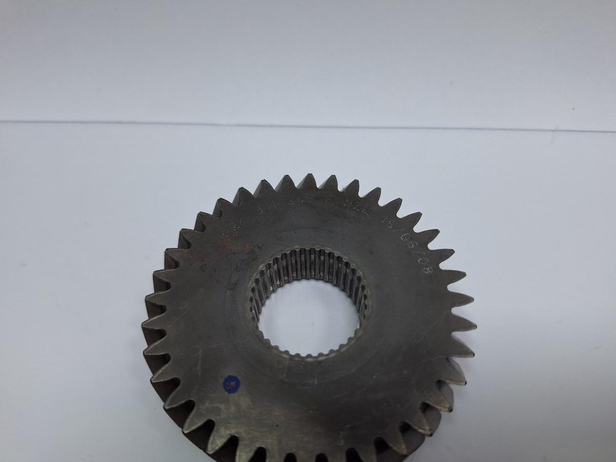 Pinion treapta a 3-a SKODA OCTAVIA 1U2 1996 - 2010 1.4 16V AXP, BCA 02K311285B