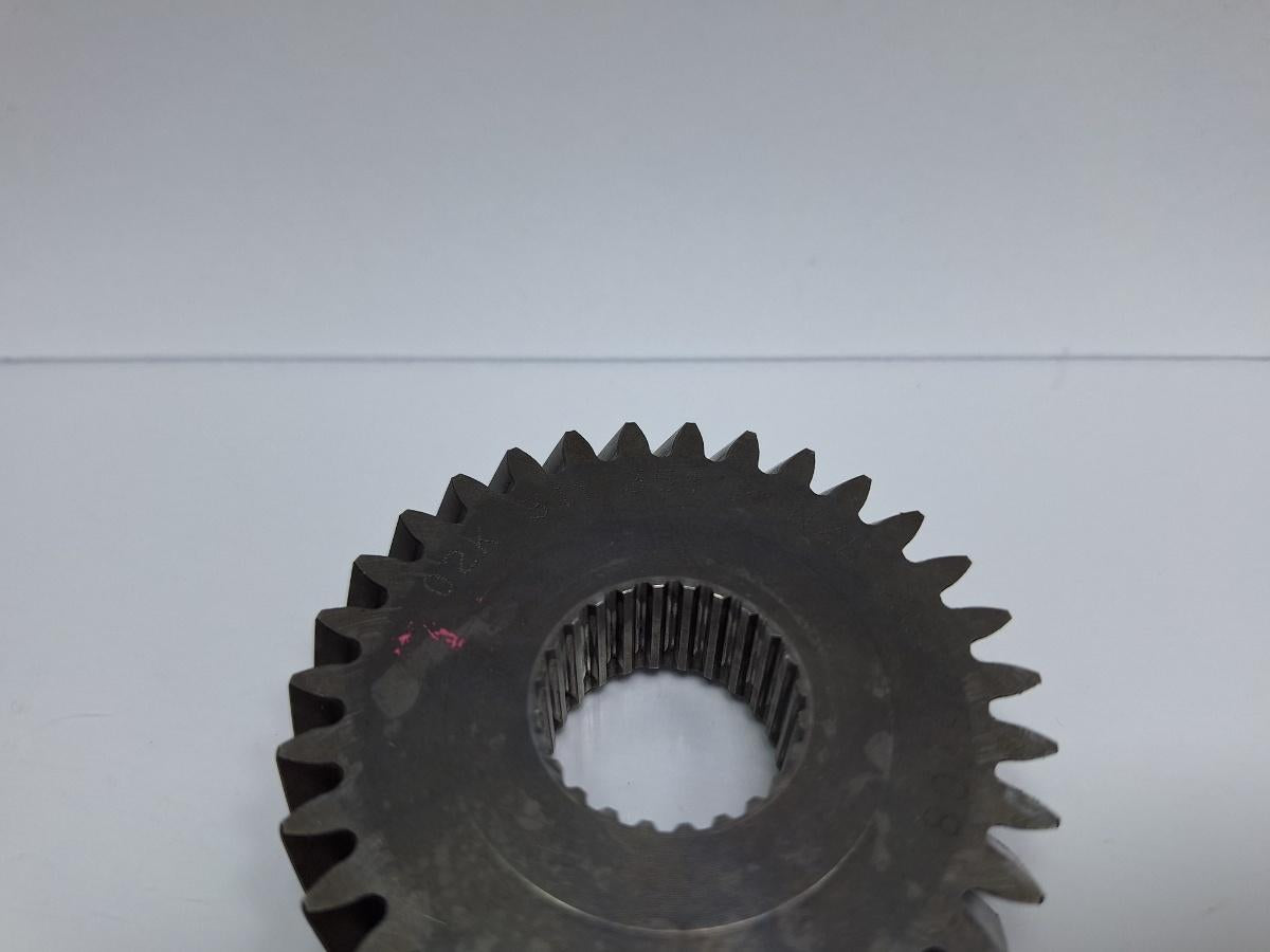 Pinion treapta a 4-a SKODA OCTAVIA 1U2 1996 - 2010 1.4 16V AXP, BCA 02K311351F