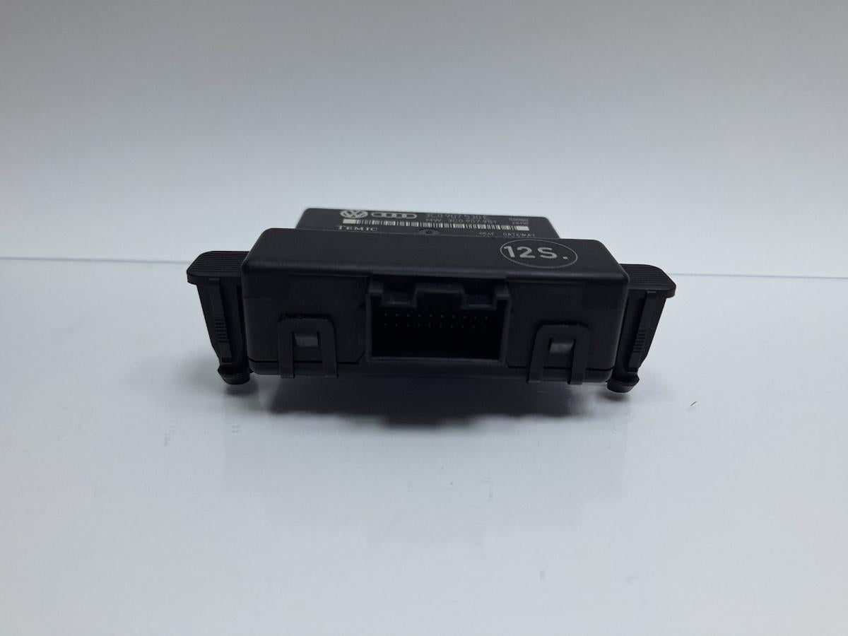 Modul de control pentru gateway VOLKSWAGEN PASSAT Variant 3C5 2008 1.9 TDI BLS 77KW|105HP 2008
