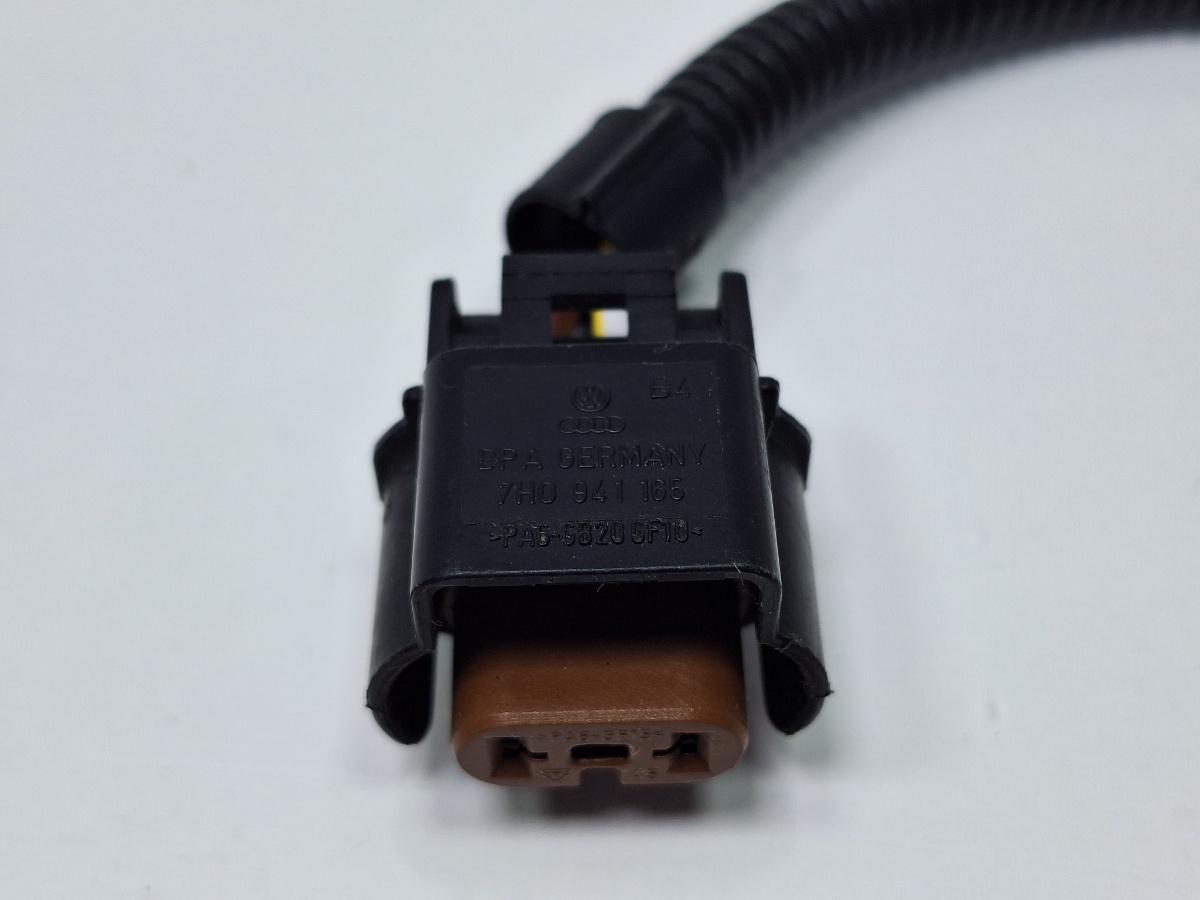 Mufa conector bec proiector HB4 VOLKSWAGEN PASSAT Variant 3C5 2008 1.9 TDI BLS 77KW|105HP 2008