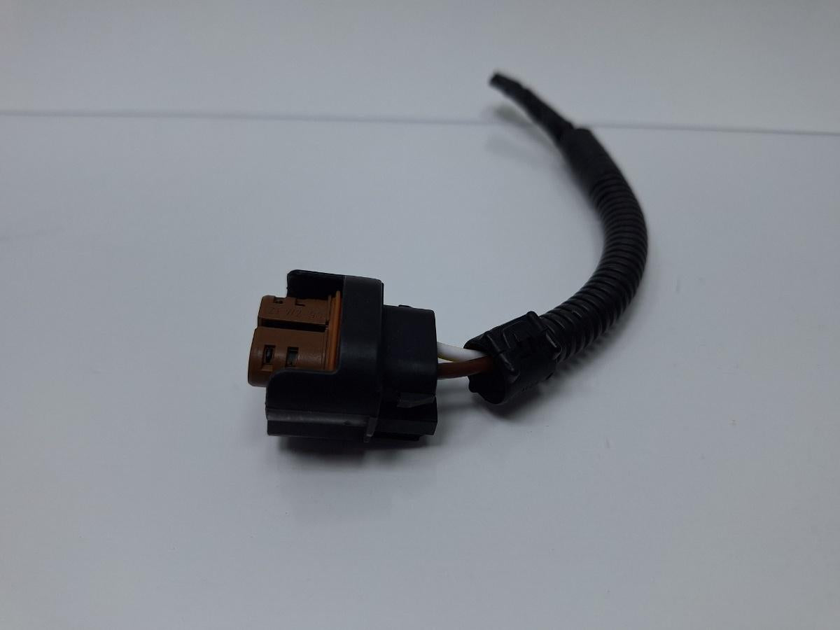 Mufa conector bec proiector HB4 VOLKSWAGEN PASSAT Variant 3C5 2008 1.9 TDI BLS 77KW|105HP 2008