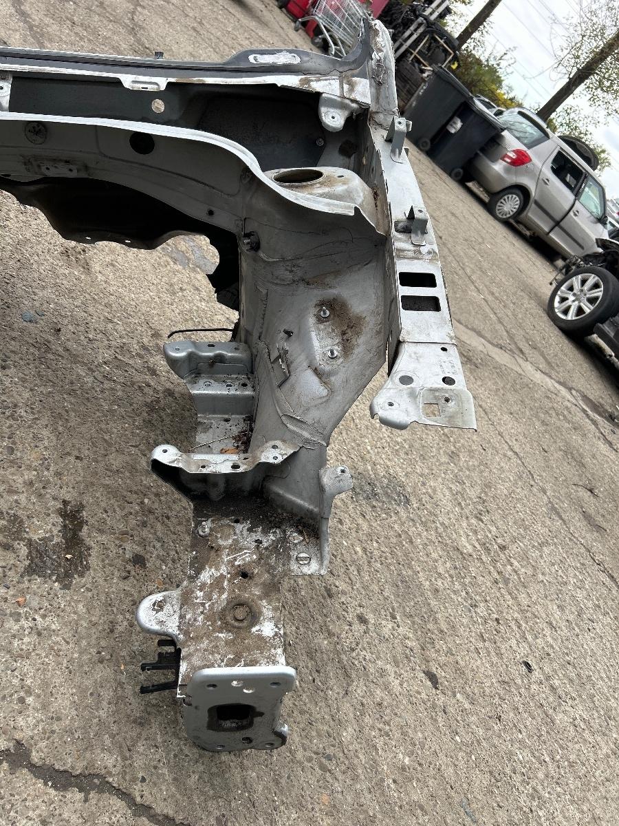 Lonjeron cu semiaripa stanga fata VOLKSWAGEN JETTA IV 162, 163, AV3, AV2 2009 - >1.6 TDI CAYC