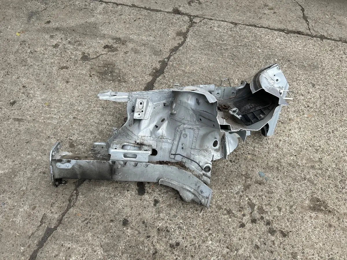 Lonjeron cu semiaripa dreapta fata VOLKSWAGEN JETTA IV 162, 163, AV3, AV2 2009 - >1.6 TDI CAYC