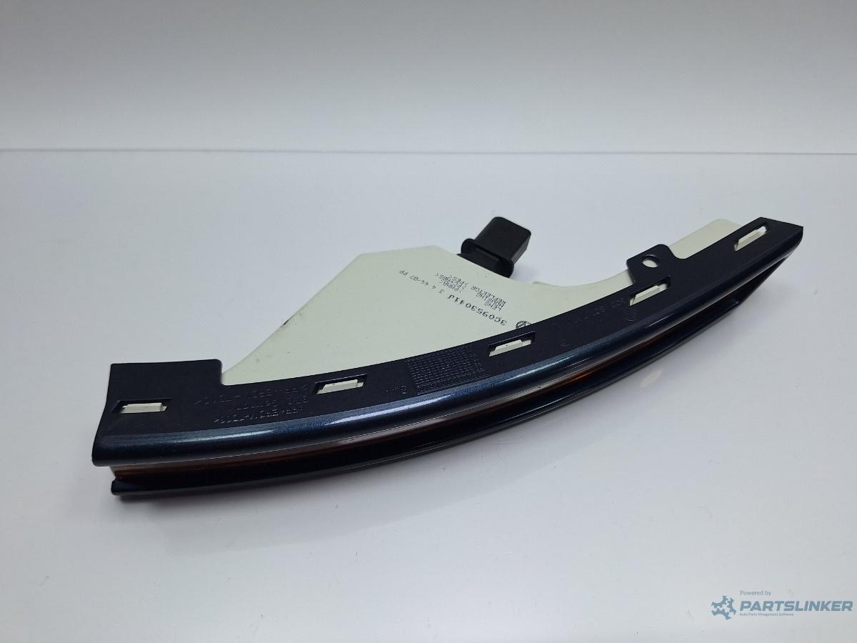Lampa de semnalizare stanga VOLKSWAGEN PASSAT Variant 3C5 2008 1.9 TDI BLS 77KW|105HP 2008