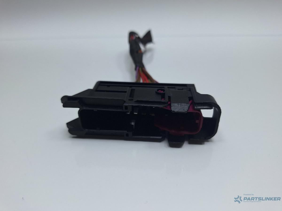 Mufa conector instalatie usa dreapta fata VOLKSWAGEN PASSAT Variant 3C5 2008 1.9 TDI BLS 77KW|105HP 2008