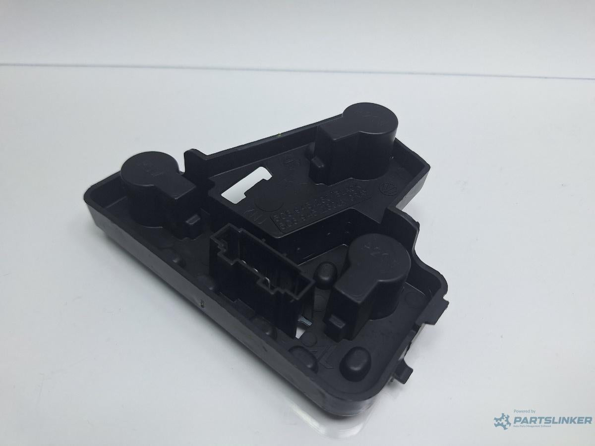 Soclu stop hayon dreapta VOLKSWAGEN JETTA IV 162, 163, AV3, AV2 2012 1.6 TDI CAYC 77KW|105HP 2012
