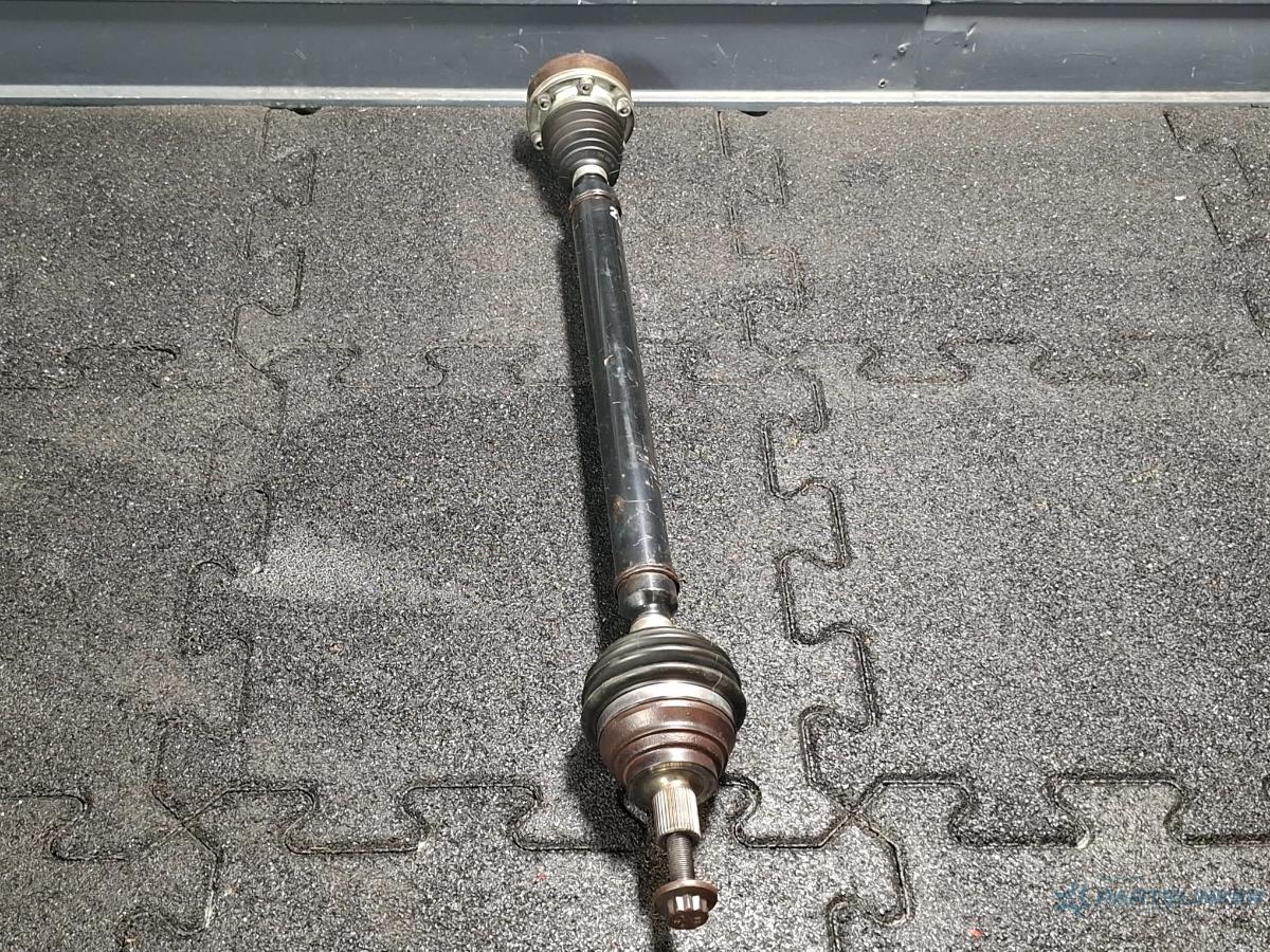 Planetara dreapta VOLKSWAGEN JETTA IV 162, 163, AV3, AV2 2009 -> 1.6 TDI CAYC 1K0407272EC
