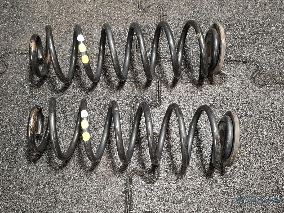 Arcuri spate VOLKSWAGEN JETTA IV 162, 163, AV3, AV2 2012 1.6 TDI CAYC 77KW|105HP 2012