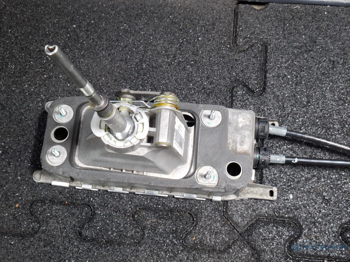 Timonerie VOLKSWAGEN JETTA IV 162, 163, AV3, AV2 2012 1.6 TDI CAYC 77KW|105HP 2012