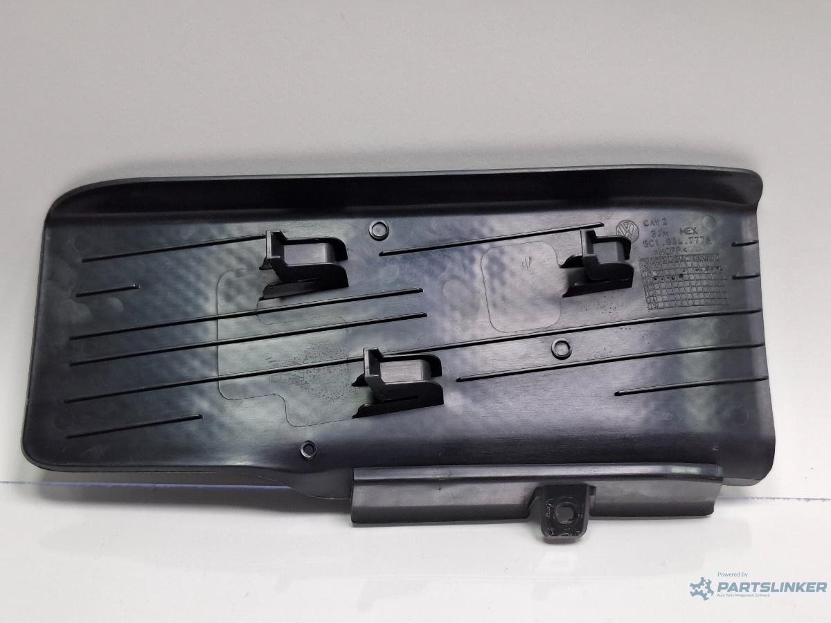 Suport repaus picioare VOLKSWAGEN JETTA IV 162, 163, AV3, AV2 2012 1.6 TDI CAYC 77KW|105HP 2012
