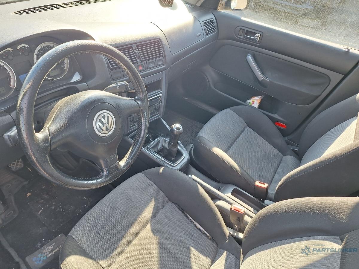 Dezmembrez VOLKSWAGEN GOLF IV Variant 1J5 2003 1.9 TDI AXR 74KW|101HP