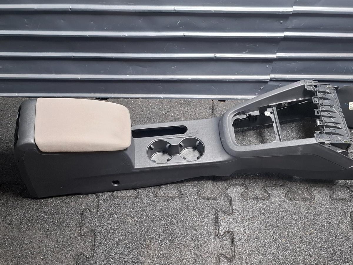 Cotiera VOLKSWAGEN JETTA IV 162, 163, AV3, AV2 2012 1.6 TDI CAYC 77KW|105HP 2012