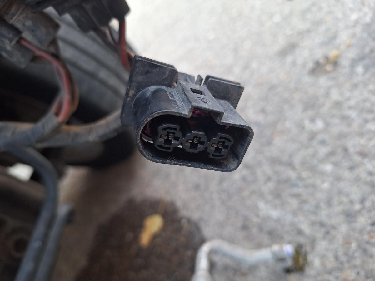 Mufa Conector electroventilatoare VOLKSWAGEN GOLF IV Variant 1J5 1999 - 2006 1.9 TDI ATD, AXR
