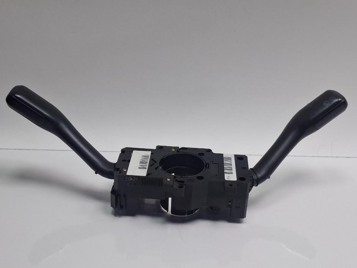 Bloc manete SKODA FABIA 6Y2 1999 - 20081.4 16V AUA, BBY, BKY 4B0953503F