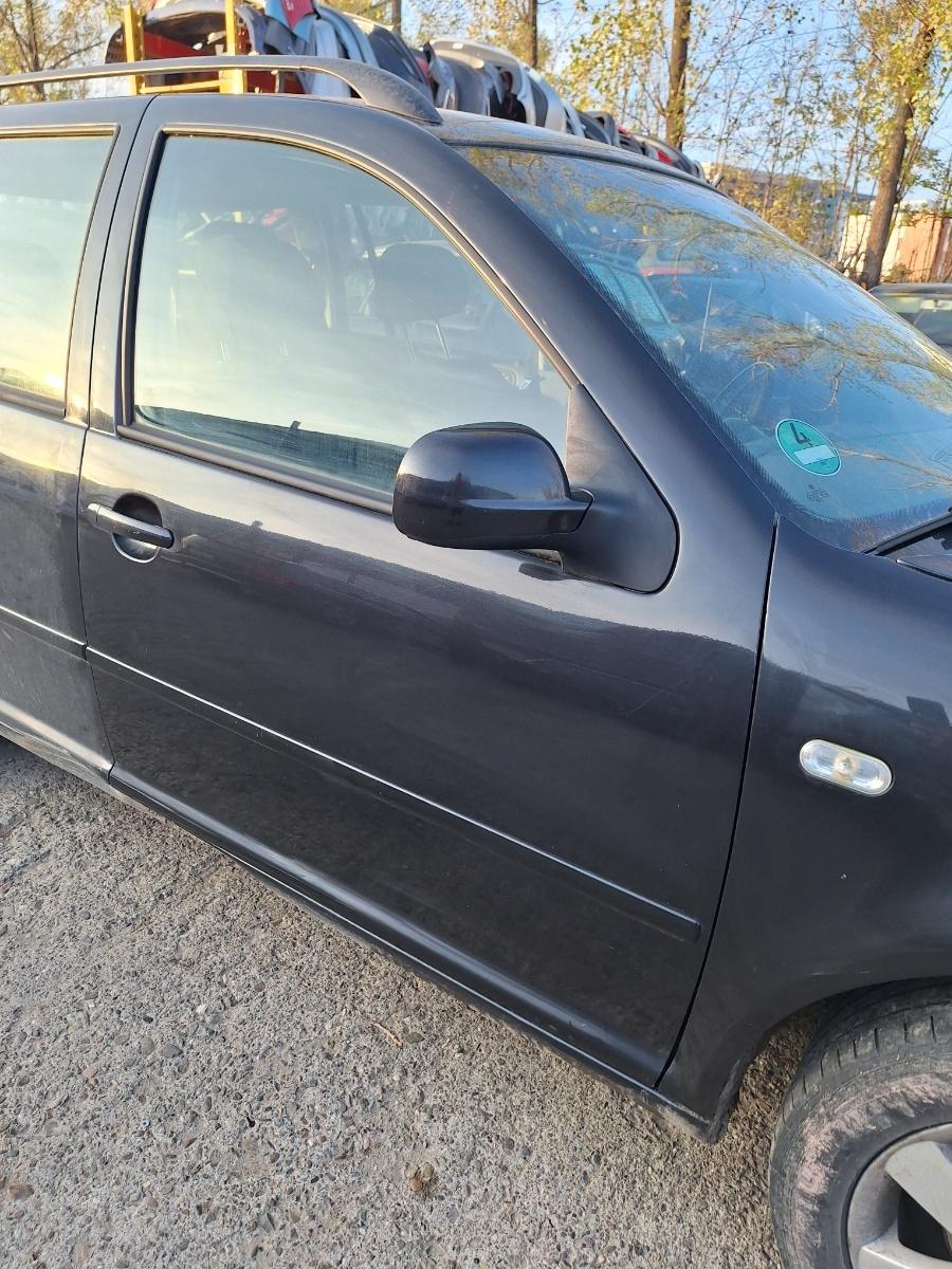Usa portiera fata dreapta VOLKSWAGEN GOLF IV Variant 1J5 1999 - 2006 , nergu LC9Z