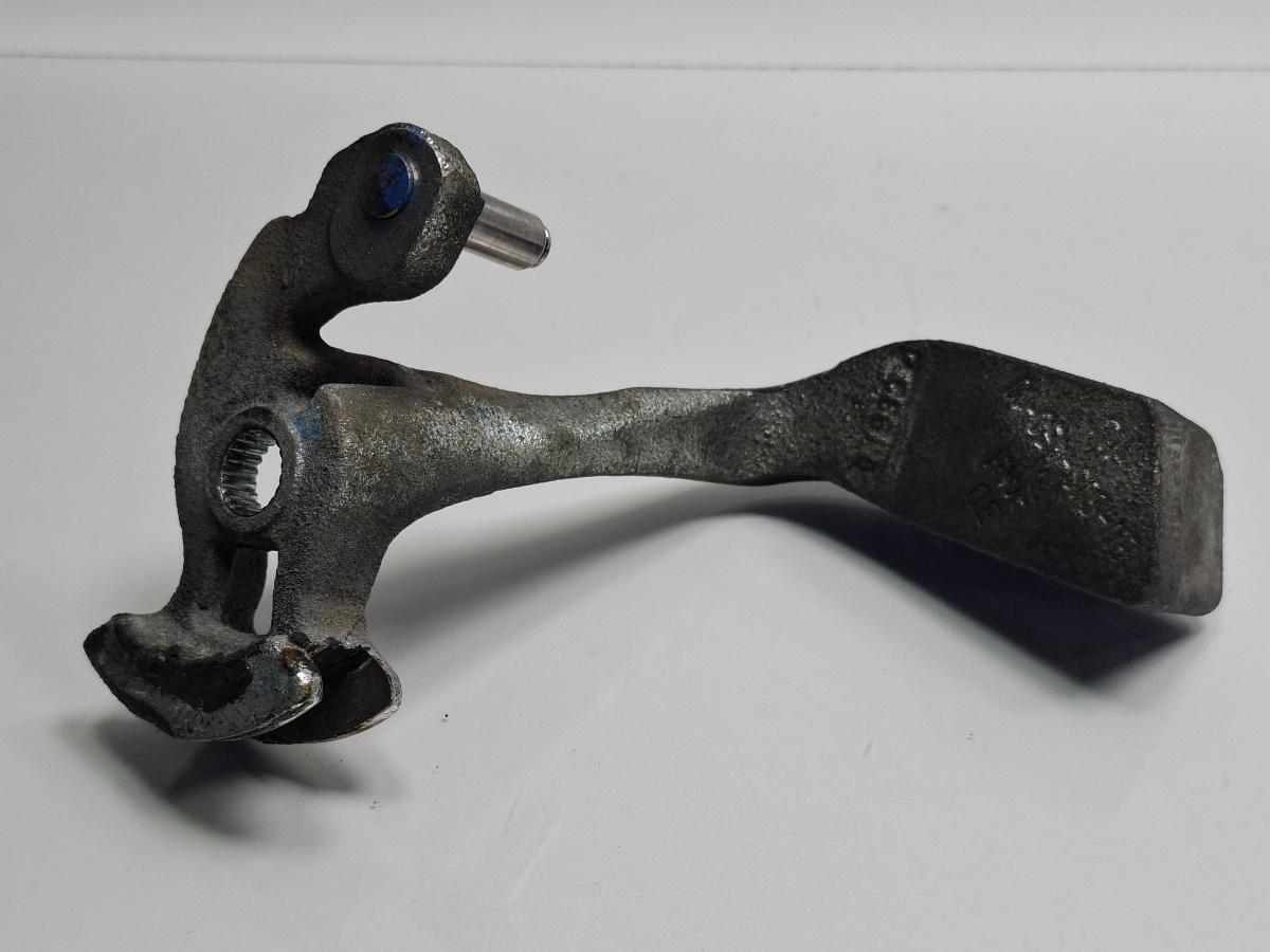 Levier timonerie SKODA FABIA 6Y2 1999 - 20081.4 16V AUA, BBY, BKY 1J0711051A , 1J0711046F