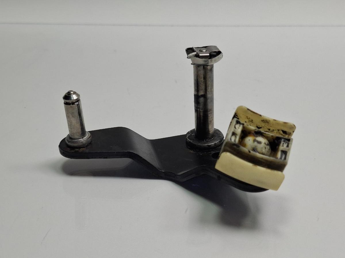 Parghie timonerie SKODA FABIA 6Y2 1999 - 20081.4 16V AUA, BBY, BKY 1J0711203L