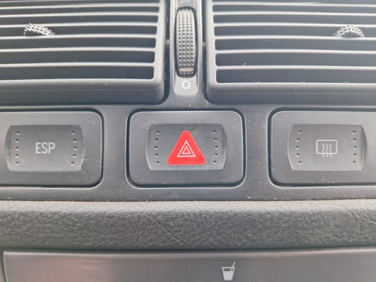 Comutator lumini de avarie VOLKSWAGEN GOLF IV Variant 1J5 1999 - 2006