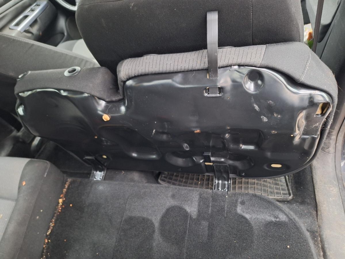 Bancheta sezut spate dreapta VOLKSWAGEN GOLF IV Variant 1J5 1999 - 2006