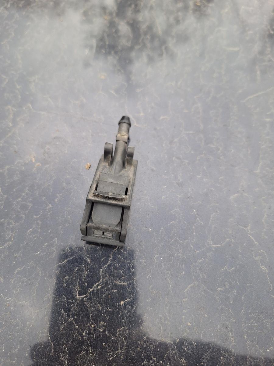 Duze spalator parbriz VOLKSWAGEN GOLF IV Variant 1J5 1999 - 2006