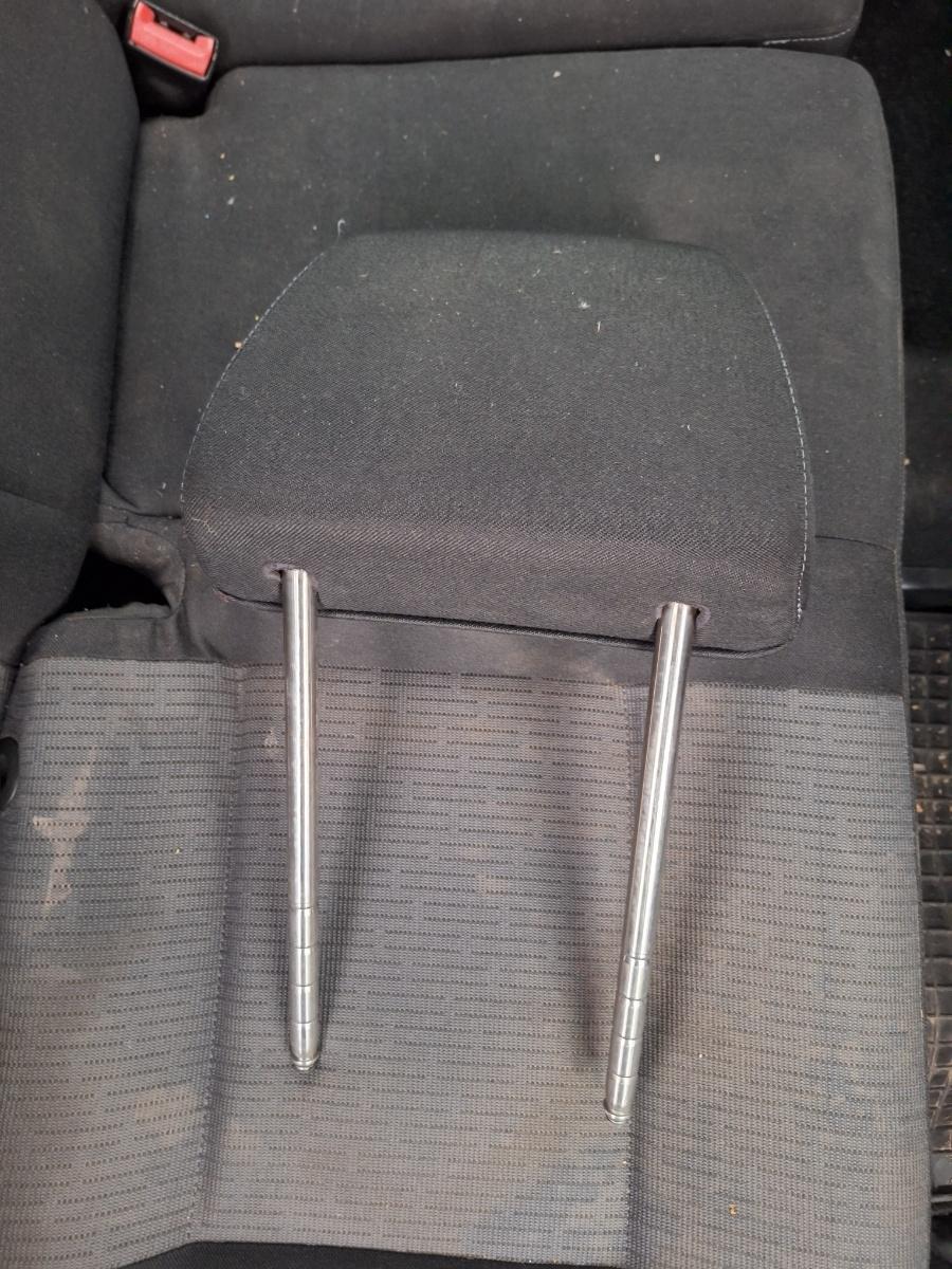 Tetiera bancheta spate VOLKSWAGEN GOLF IV Variant 1J5 1999 - 2006