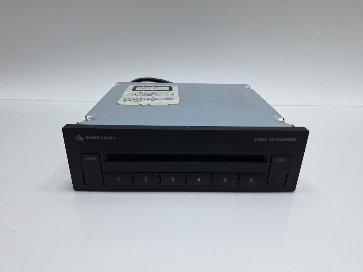 Schimbator CD/DVD VOLKSWAGEN PASSAT Variant 3C5 2005 - 20111.9 TDI BKC, BLS, BXE 3C0035110A