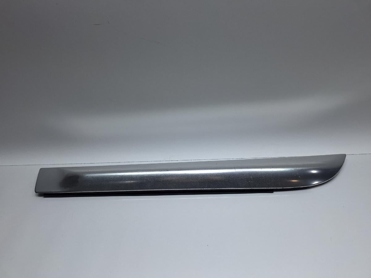 Bandou inferior usa stanga spate AUDI A6 III Allroad (4FH, C6) [ 2006 - 2011 ] TDI quattro (CANC) 140KW|190HP OEM 4F9853069C