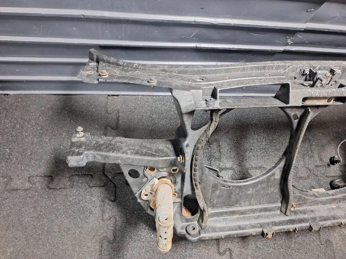 Tragher AUDI A6 II 4B2, 4B4, C5 1997 - 2005  4B0805588A , 4B0199547