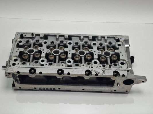 Chiulasa motor SKODA OCTAVIA III 5E3, NL3, NR3 2012 - > 1.6 TDI DDYA 04L103373