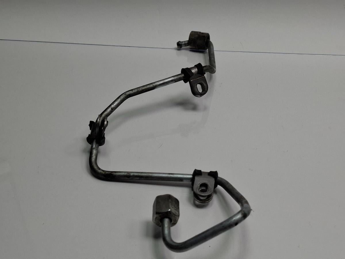 Conducta combustibil pompa - rampa VOLKSWAGEN GOLF VI 5K1 2008 - 20132.0 TDI CBDC, CLCA  03L130321