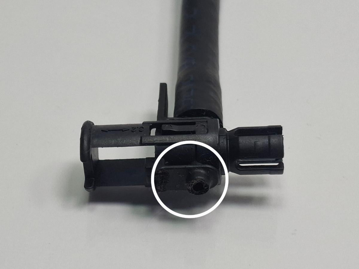 Conducta retur combustibil VOLKSWAGEN GOLF VI 5K1 2008 - 20132.0 TDI CBDC, CLCA 03L130235S