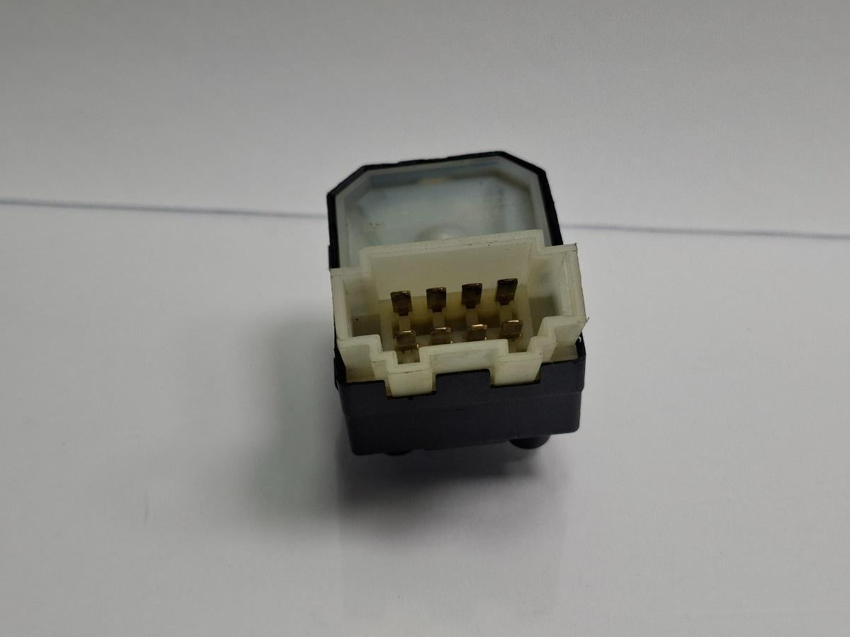 Buton reglaj oglinzi VOLKSWAGEN CADDY II Box 9K9A 1995 - 20041.9 SDI AEY, AYQ 1H0959565