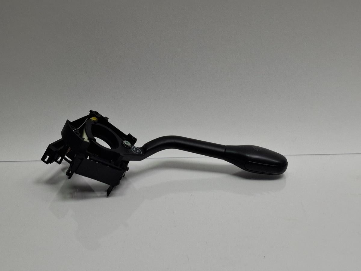 Maneta stergatoare VOLKSWAGEN CADDY II Box 9K9A 1995 - 20041.9 SDI AEY, AYQ  6K5953519B