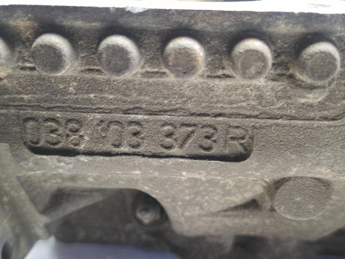 Chiulasa motor SKODA SUPERB 3T4 2008 - 20151.9 TDI BLS, BXE 038103373R