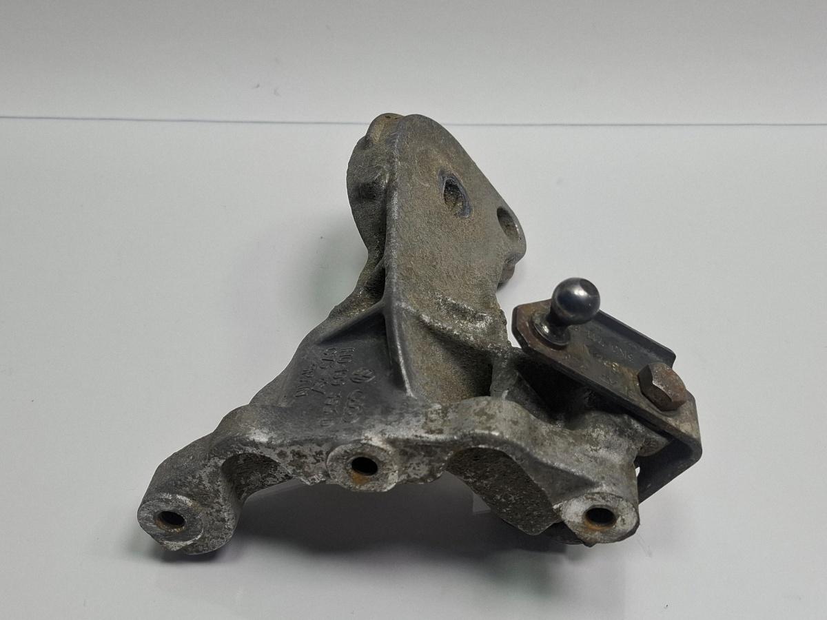 Suport motor stanga VOLKSWAGEN CADDY II Box 9K9A 1995 - 20041.9 SDI AEY, AYQ 1H0199353D