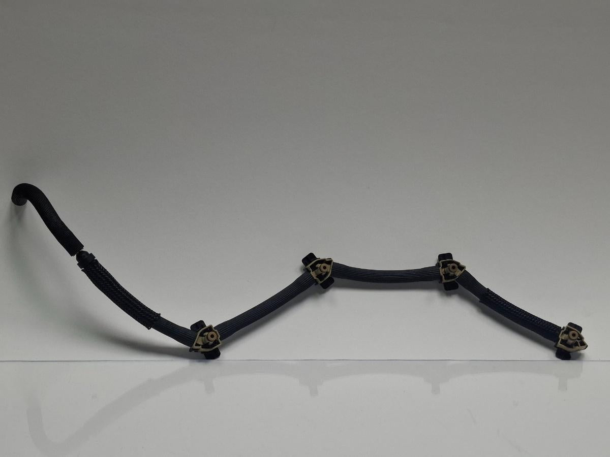 Conducta retur injectoare VOLKSWAGEN CADDY IV Estate SAB, SAJ 2015 - >2.0 TDI CUUD, DFSD  04L 130 235J