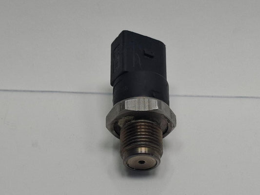 Regulator presiune injectie AUDI A8 II 4E2, 4E8 2002 - 20103.0 TDI quattro ASB BOSCH 0281002691 059130758