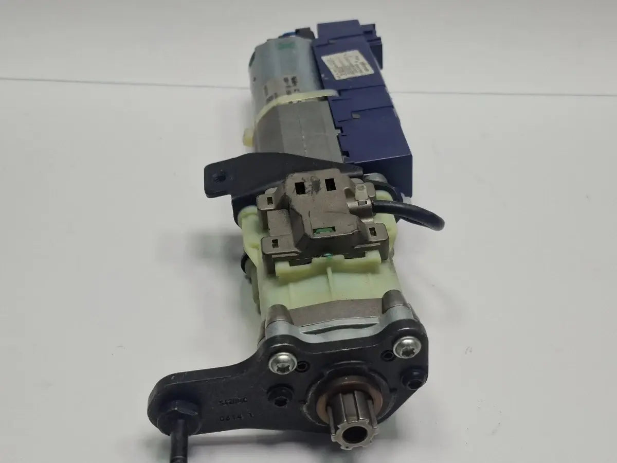 Motoras deschidere haion dreapta AUDI A4 IV Avant 8K5, B8 2007 - 2015 8K9827852C , 8K9827852