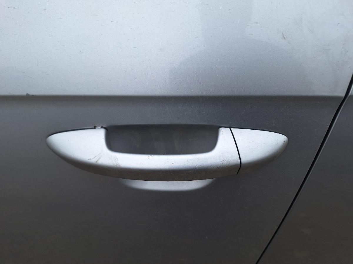 Maner exterior portiera fata stanga VOLKSWAGEN PASSAT 365 2010 - 20142.0 2.0 TDi BlueMotion CFFB