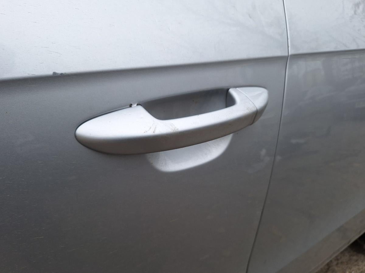 Maner exterior portiera fata stanga VOLKSWAGEN PASSAT 365 2010 - 20142.0 2.0 TDi BlueMotion CFFB