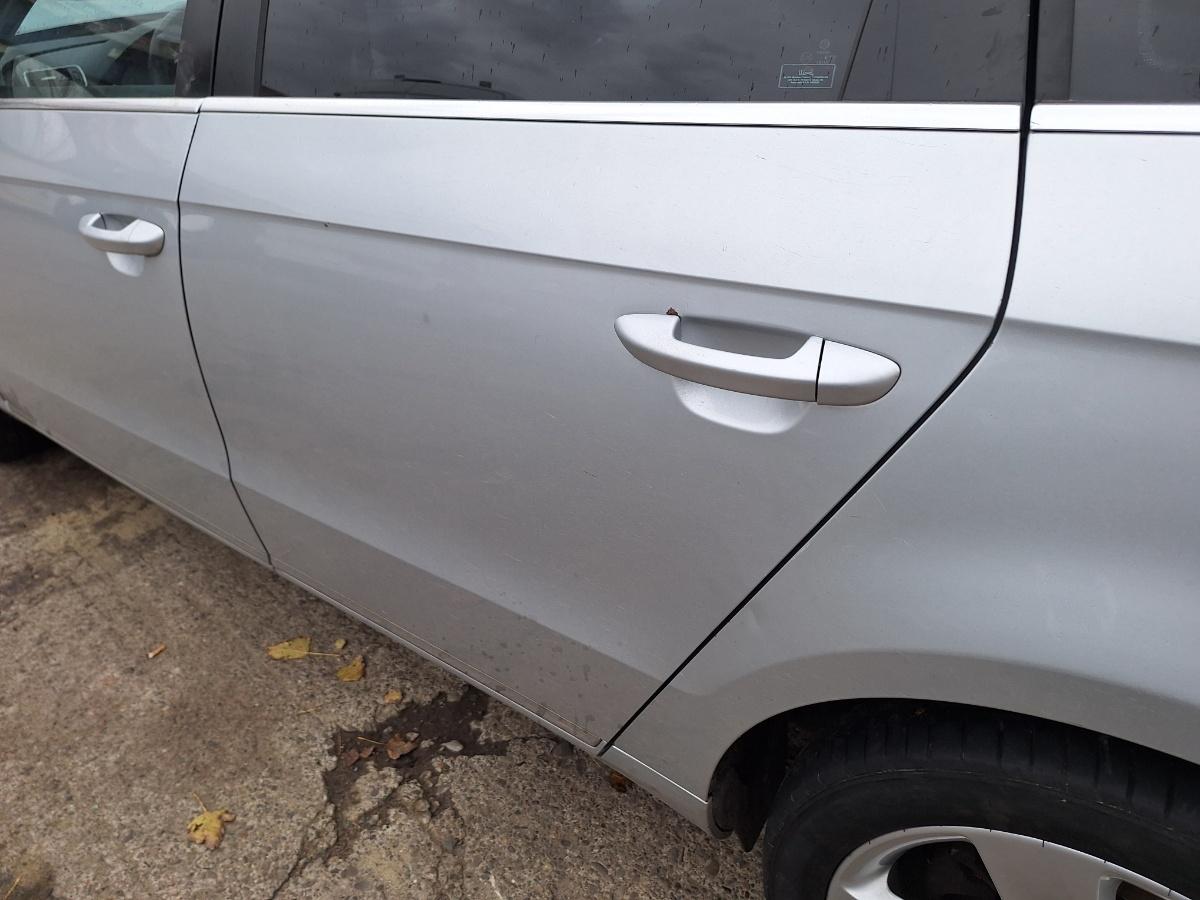 Usa portiera spate stanga VOLKSWAGEN PASSAT 365 Variant / kombi 2010 - 2014 , gri LA7W