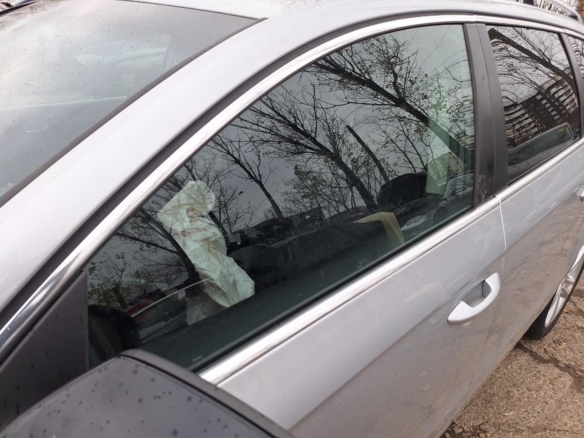Geam portiera fata stanga VOLKSWAGEN PASSAT 365 2010 - 20142.0 2.0 TDi BlueMotion CFFB
