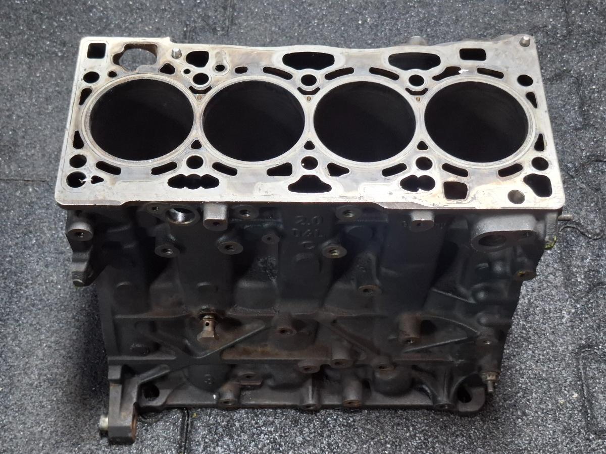 Bloc motor gol VOLKSWAGEN CADDY IV Estate SAB, SAJ 2015 - >2.0 TDI CUUD, DFSD 04L023C
