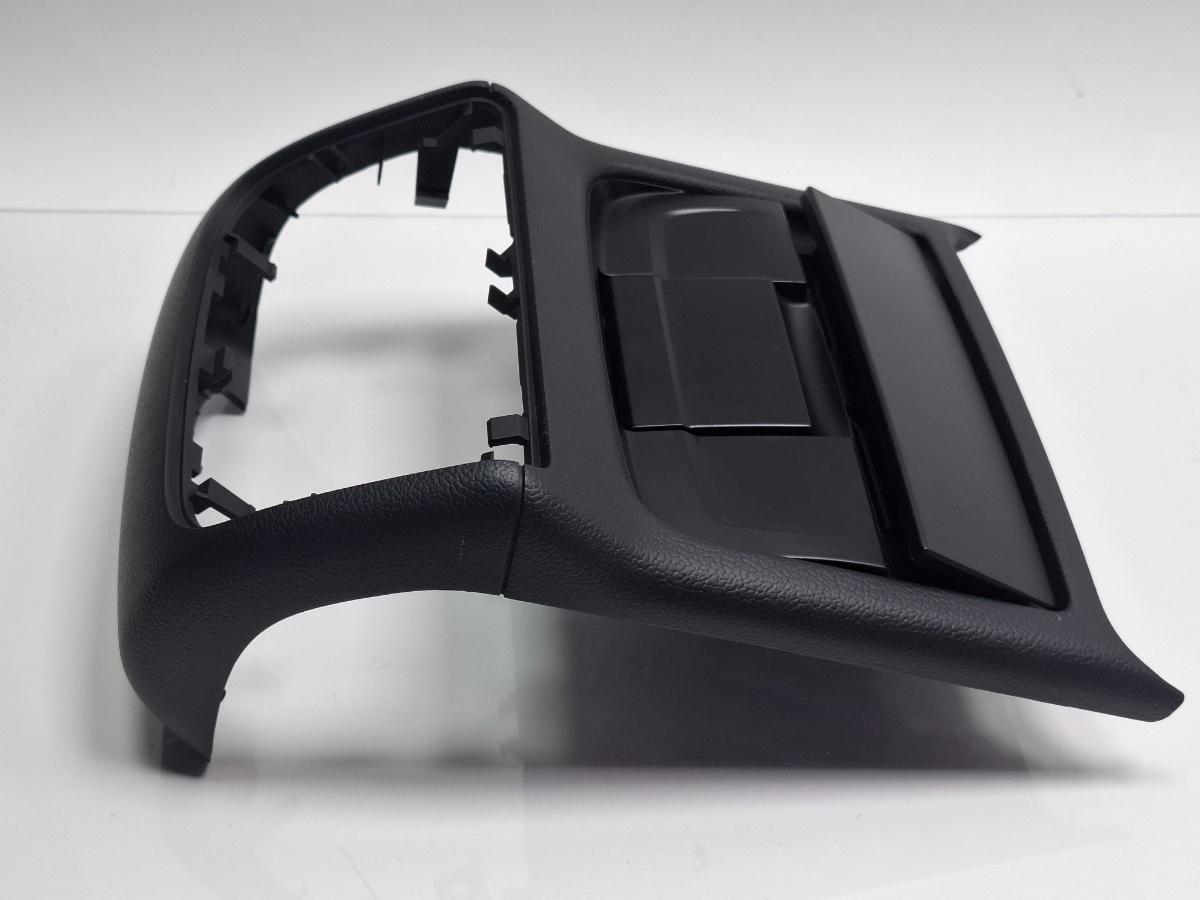 Ornament cotiera cu priza AUDI A4 IV Avant 8K5, B8 2007 - 20152.0 TDI CAGA, CJCA, CMEA, CMFA 8K0864376