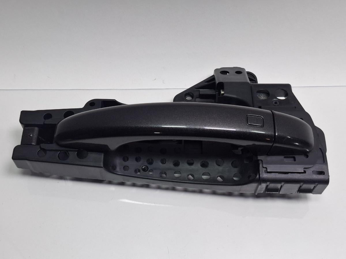 Maner cu suport exterior usa dreapta spate AUDI A4 IV Avant 8K5, B8 2007 - 20152.0 TDI gri LZ7L  8T0837886B , 8T0837167A