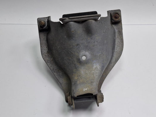 Suport motor dreapta AUDI A4 IV Avant 8K5, B8 2007 - 20152.0 TDI CAGA, CJCA, CMEA, CMFA  8K0399060 ,  8K0399060A