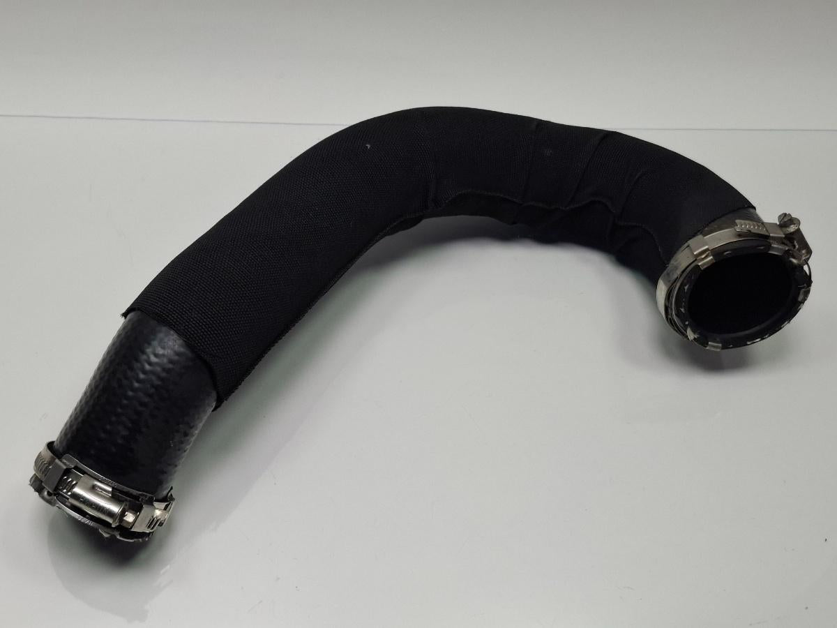 Furtun intercooler AUDI A4 IV Avant 8K5, B8 2007 - 20152.0 TDI CAGA, CJCA, CMEA, CMFA  8K0145738AH